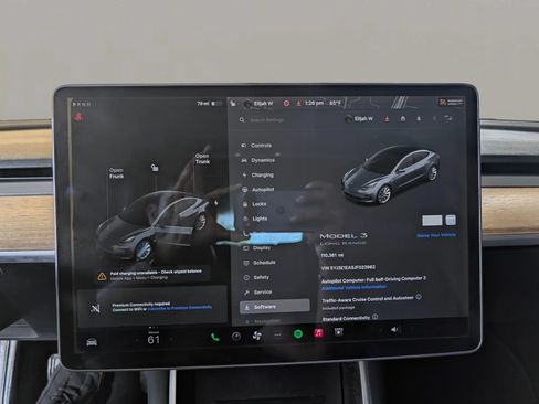 Used 2018 Tesla Model 3 Mid Range RWD image 3