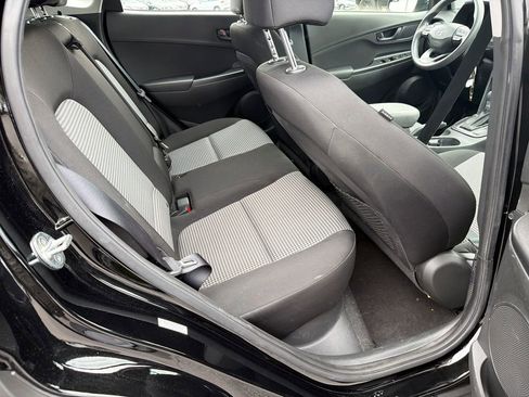 Used 2019 Hyundai Kona SE FWD image 15
