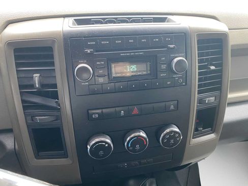 Used 2012 RAM 2500 ST w/ Chrome Appearance Group AWD/4WD image 18