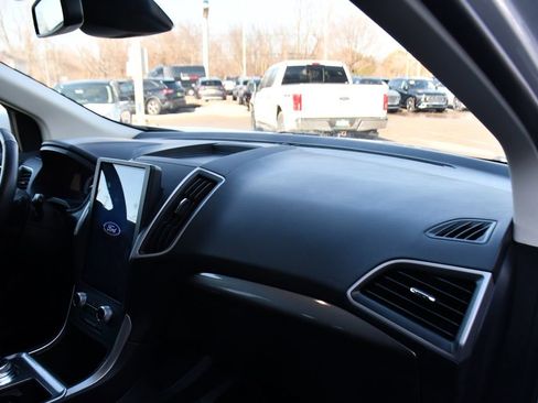 Used 2023 Ford Edge SEL w/ Convenience Package image 15