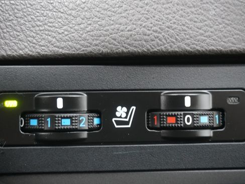 Used 2013 Lexus RX 350 FWD image 23