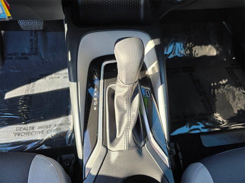 Certified 2025 Toyota Corolla LE image 34