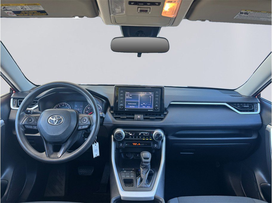 Used 2021 Toyota RAV4 LE AWD/4WD image 22