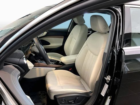 Certified 2025 Audi A5 2.0T Premium w/ Convenience Package AWD/4WD image 8
