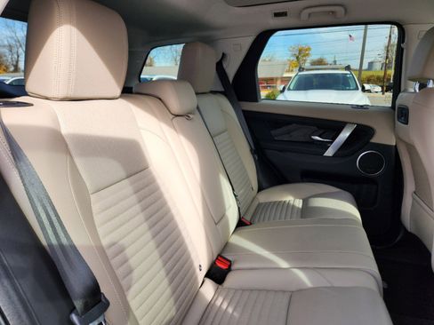 Certified 2024 Land Rover Discovery Sport S image 15