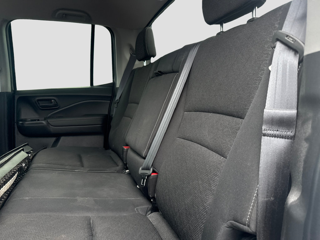 Used 2025 Honda Ridgeline Sport image 19