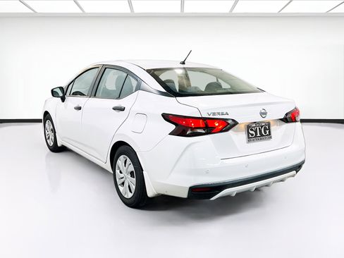Used 2020 Nissan Versa S FWD image 6