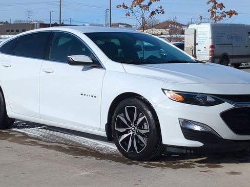 Used 2022 Chevrolet Malibu RS image 9