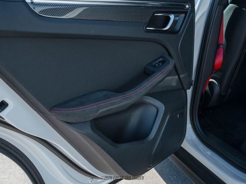 Used 2024 Porsche Macan GTS image 68