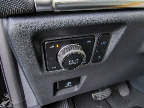 New 2025 Ford Expedition Max Platinum w/ Driver's Package image 20