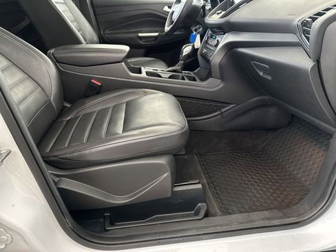 Used 2018 Ford Escape SEL AWD/4WD image 38