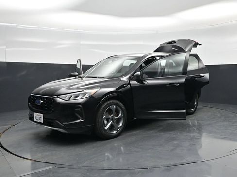 Used 2023 Ford Escape ST-Line w/ Tech Pack #1 FWD image 24