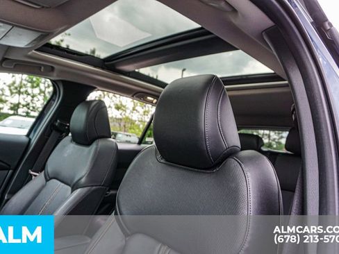 Used 2025 MAZDA CX-50 AWD 2.5 Hybrid w/ Premium Pkg image 18