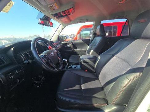 Used 2020 Toyota 4Runner TRD Off-Road Premium image 3