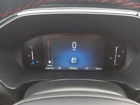 Used 2025 Ford Escape ST-Line image 18