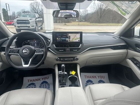 Used 2023 Nissan Altima 2.5 SL image 12