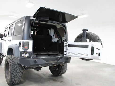 Used 2016 Jeep Wrangler Unlimited Sport w/ Quick Order Package 24S image 18