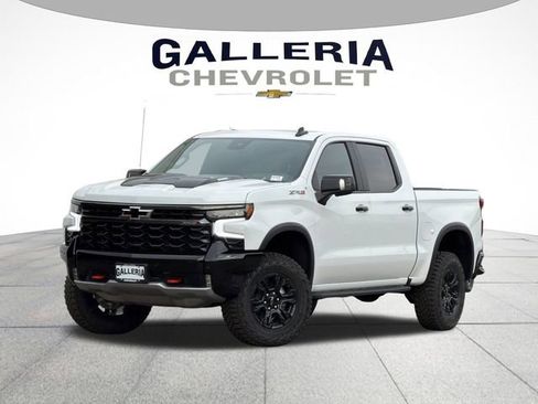 New 2026 Chevrolet Silverado 1500 ZR2 image 2
