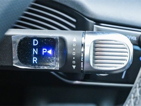 Certified 2025 Hyundai Ioniq 5 SEL image 25