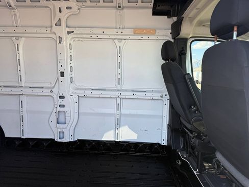 Used 2023 RAM ProMaster 3500 FWD image 25