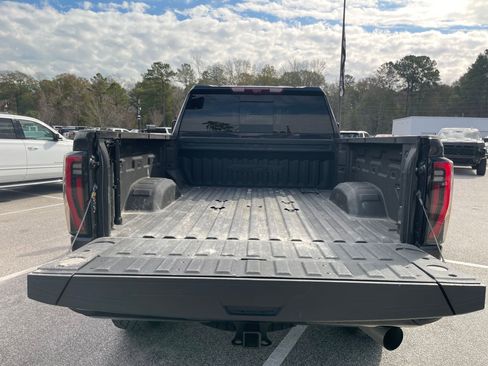Used 2024 GMC Sierra 2500 AT4X image 22
