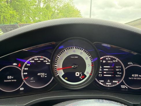 Certified 2023 Porsche Cayenne S AWD/4WD image 15