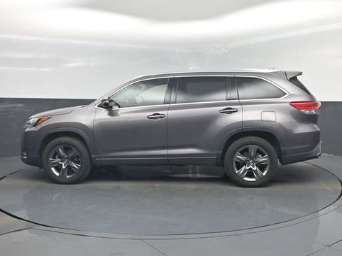 Used 2018 Toyota Highlander Limited image 10