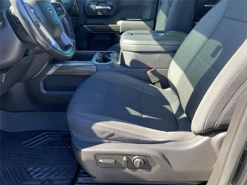 Used 2020 Chevrolet Silverado 1500 RST image 24