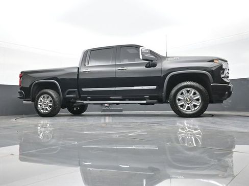 New 2026 Chevrolet Silverado 2500 High Country w/ High Country Premium Package AWD/4WD image 46