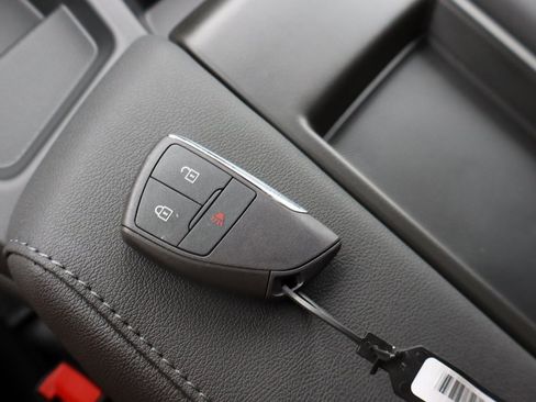 New 2026 Chevrolet Silverado 1500 W/T w/ Z71 Off-Road Package image 24