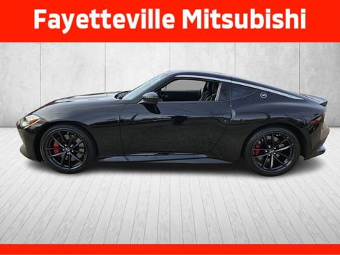 Used 2024 Nissan Z Performance w/ Floor Mat Package image 4