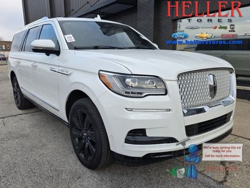 Used 2024 Lincoln Navigator L Reserve image 1