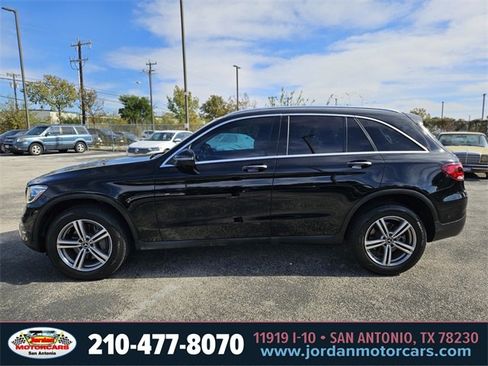 Used 2021 Mercedes-Benz GLC 300 GLC 300 image 2