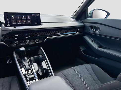 Certified 2025 Honda Accord Sport image 27