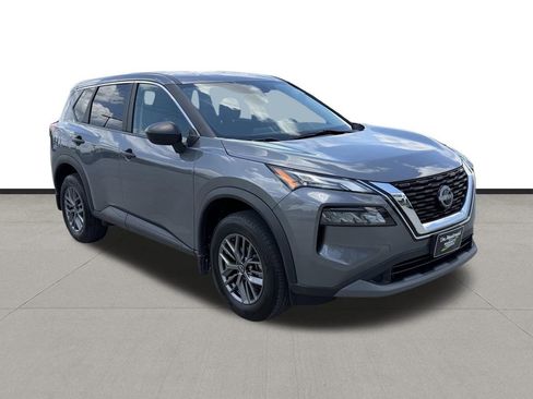 Used 2023 Nissan Rogue S AWD/4WD image 3