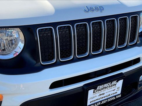 Certified 2022 Jeep Renegade Latitude image 29