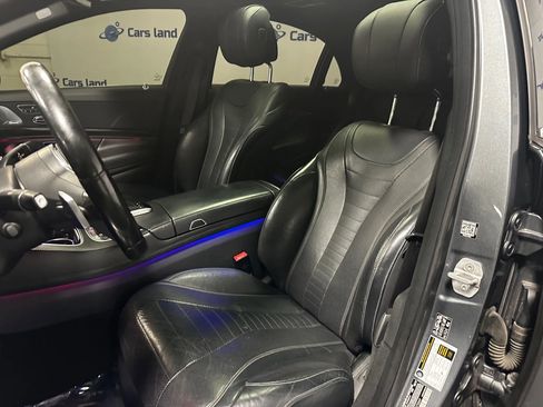 Used 2018 Mercedes-Benz S 560 Sedan image 10