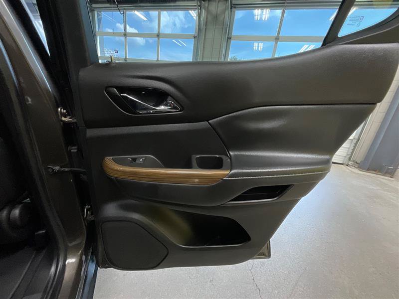 Used 2019 GMC Acadia SLE AWD/4WD image 24