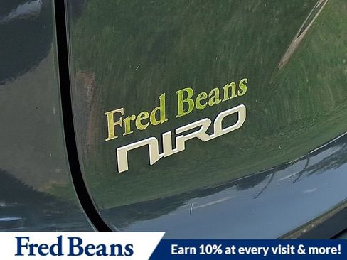 New 2025 Kia Niro EX w/ EX Cold Weather Package image 17