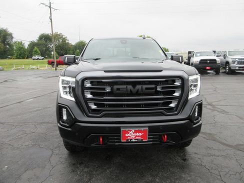 Used 2022 GMC Sierra 1500 AT4 w/ AT4 Carbonpro Edition AWD/4WD image 13