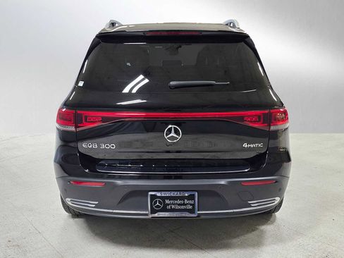 Certified 2023 Mercedes-Benz EQB 300 4MATIC image 4