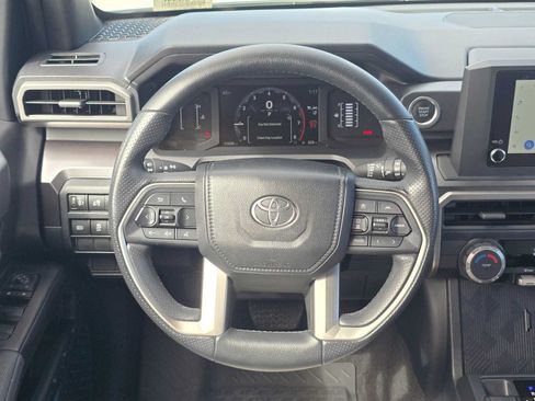 Certified 2025 Toyota 4Runner SR5 AWD/4WD image 19