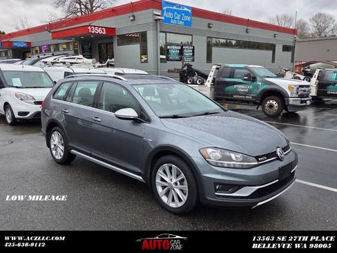 Used 2018 Volkswagen Golf Alltrack SE image 1