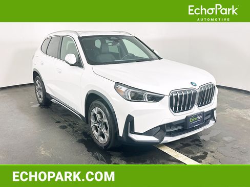 Used 2025 BMW X1 xDrive28i AWD/4WD image 1