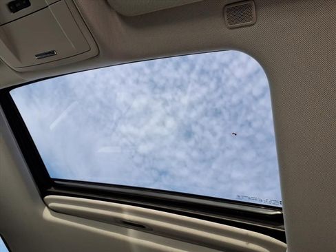 Used 2018 Chevrolet Silverado 1500 LTZ Z71 w/ Centennial Edition image 32