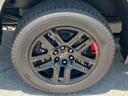 New 2026 Chevrolet Silverado 1500 RST w/ Redline Edition AWD/4WD image 3