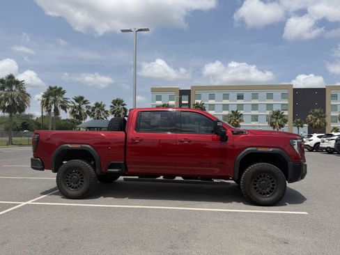 Used 2025 GMC Sierra 2500 AT4X AWD/4WD image 21