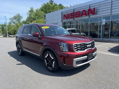 Used 2023 Kia Telluride S w/ S Sunroof Package