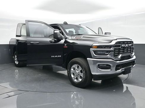 Used 2025 RAM 3500 Big Horn AWD/4WD image 60