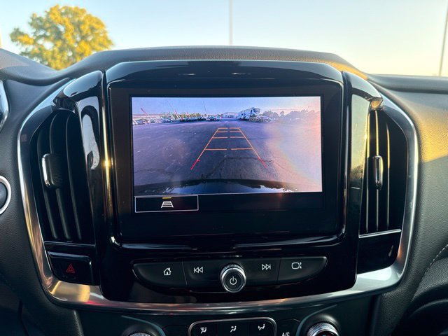 Used 2023 Chevrolet Traverse LT FWD image 33